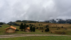 Seiser Alm / unterwegs in den Wolken.  -  30. September 2013