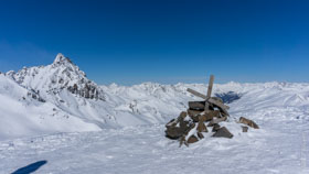 Silvretta - Heidelberger Hütte / Breit Krone - mit kleinem Kreuz.  -  06. März 2015